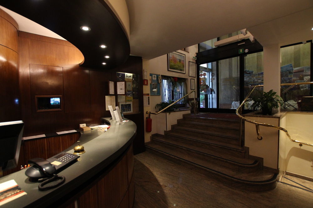 卡洛比欧酒店 米兰 外观 照片